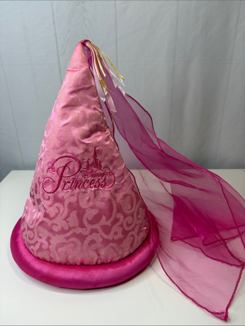 Disney Parks Princess Pink Cone Hat Veil Costume Dress Up Authentic